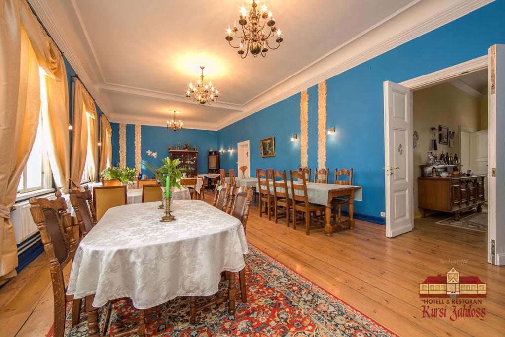 Kursi Hunting Manor Hotell Puurmani Exteriör bild