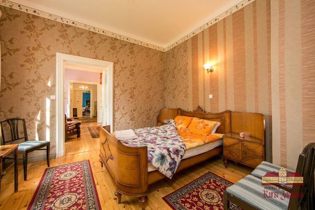 Kursi Hunting Manor Hotell Puurmani Rum bild